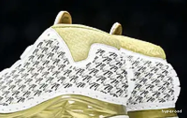 Hyperoad x Air 'White' Trophy Air 23 Retro Room Jordan Jordan 0518